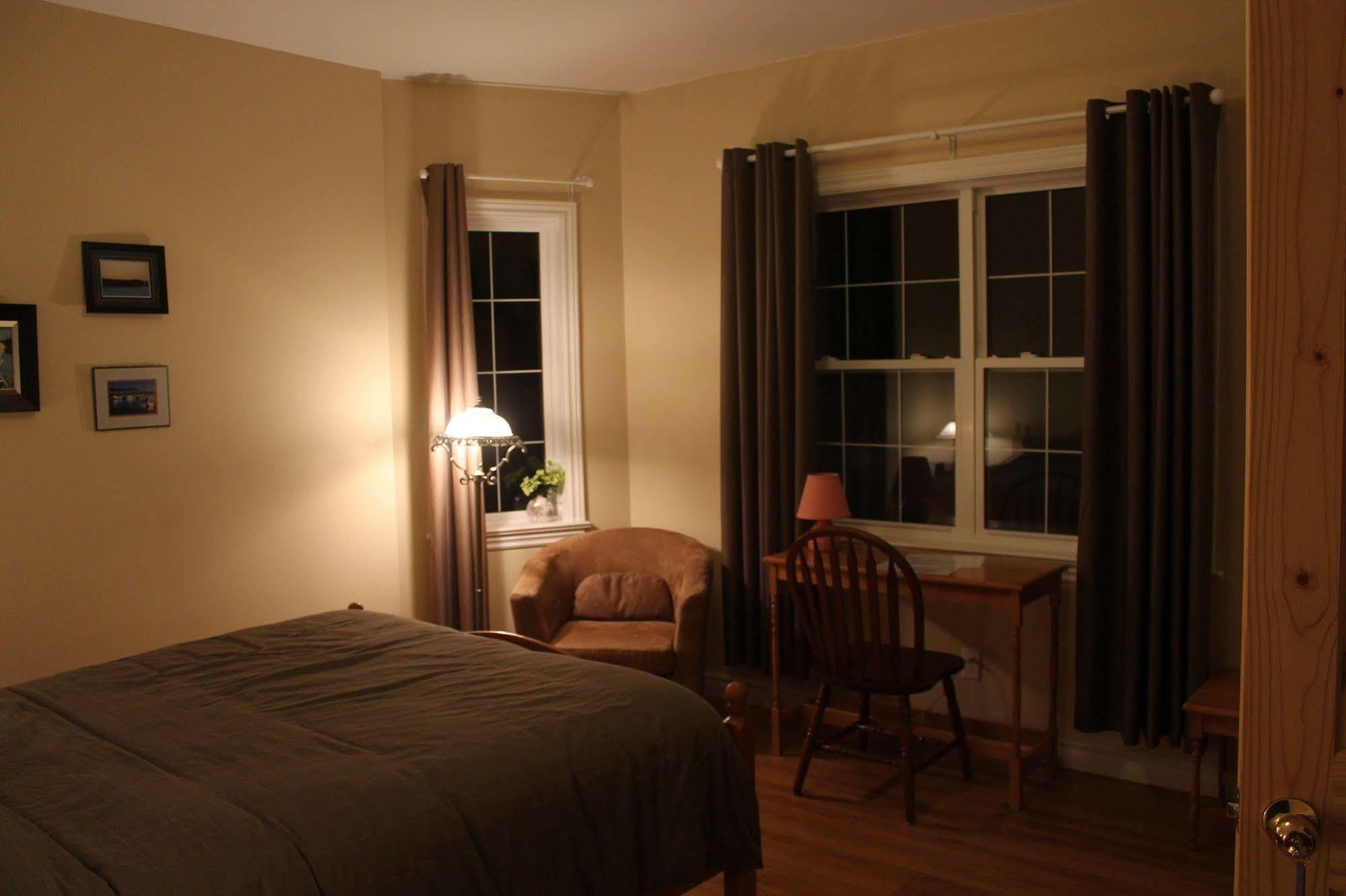 The Fiddle And The Sea Bed And Breakfast Port Hood Екстериор снимка