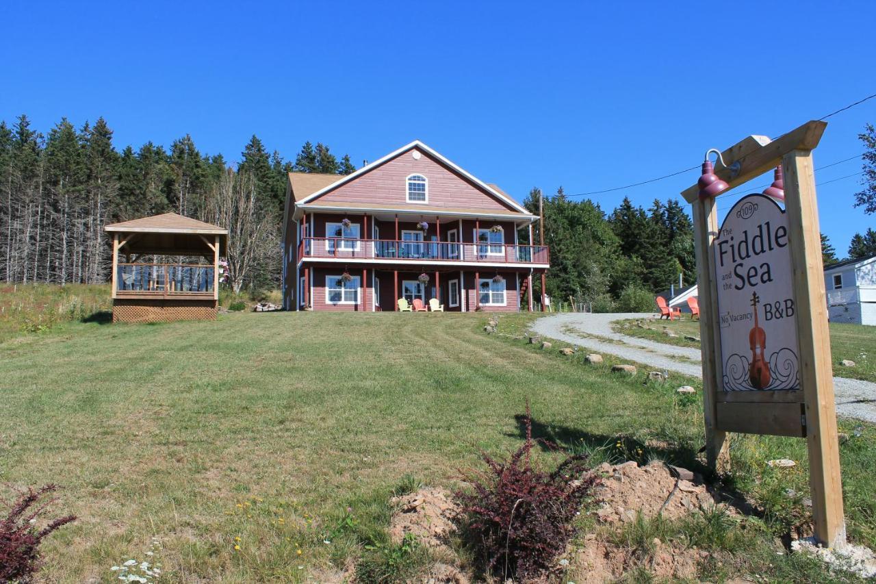 The Fiddle And The Sea Bed And Breakfast Port Hood Екстериор снимка