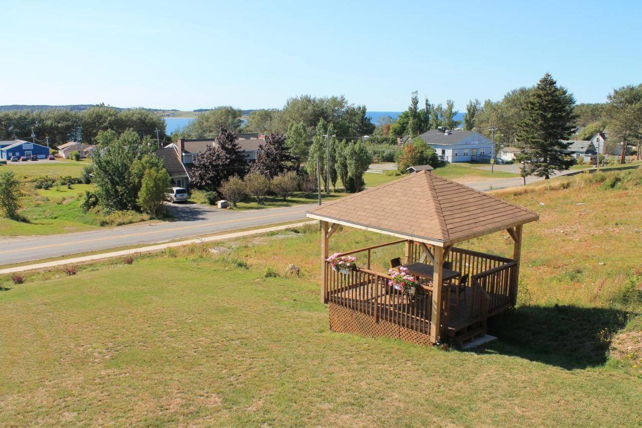 The Fiddle And The Sea Bed And Breakfast Port Hood Екстериор снимка
